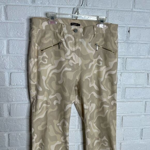 J McLaughlin Baxter Tan Camo Mid Rise Slim Fit Moto Jeans Zipper size 8 - Picture 2 of 7
